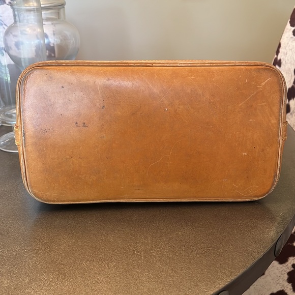 Louis Vuitton Alma **AUTHENTIC** - Picture 6 of 13